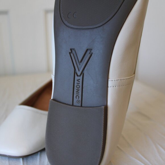 NEW Vionic Orinda Flats Ivory Leather sz 7.5 - Picture 11 of 12